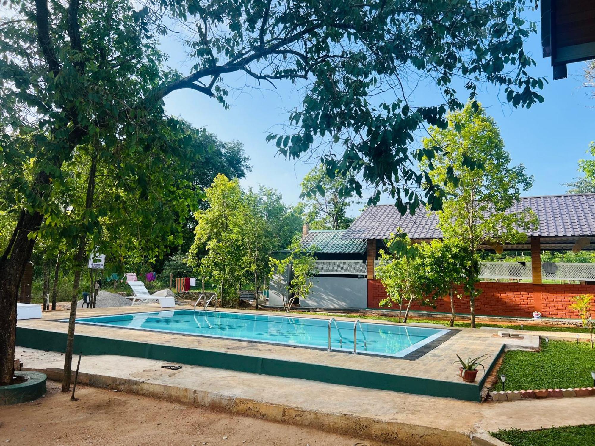 Maapagala Resort Szigirija Kültér fotó